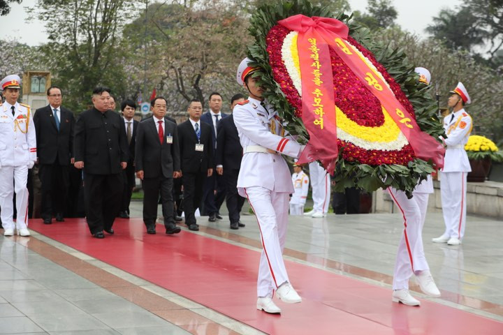 Đoàn tàu bọc thép Triều Tiên đã vào ga Đồng Đăng ảnh 19