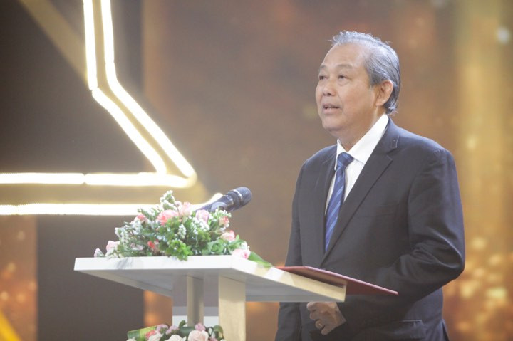 Xướng tên H'hen Niê, Quang Hải trong top 10 Gương mặt trẻ Việt Nam tiêu biểu ảnh 13