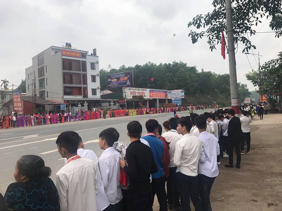 Chủ tịch Triều Tiên Kim Jong Un lên tàu về nước ảnh 17