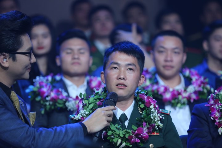 Xướng tên H'hen Niê, Quang Hải trong top 10 Gương mặt trẻ Việt Nam tiêu biểu ảnh 34