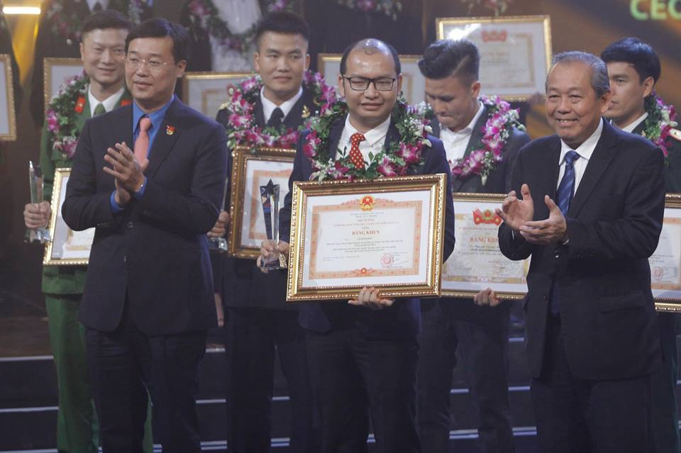 Xướng tên H'hen Niê, Quang Hải trong top 10 Gương mặt trẻ Việt Nam tiêu biểu ảnh 5