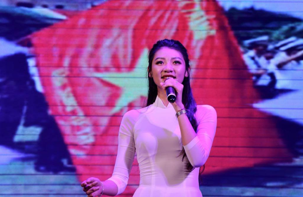 Các Gương mặt trẻ VN tiêu biểu hát ‘Nối vòng tay lớn’ kết thúc chuỗi tuyên dương ảnh 22