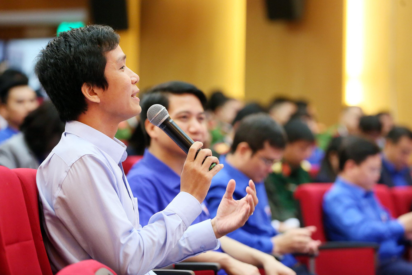 Bí thư thứ nhất TƯ Đoàn Lê Quốc Phong đối thoại với đoàn viên, thanh niên ảnh 10