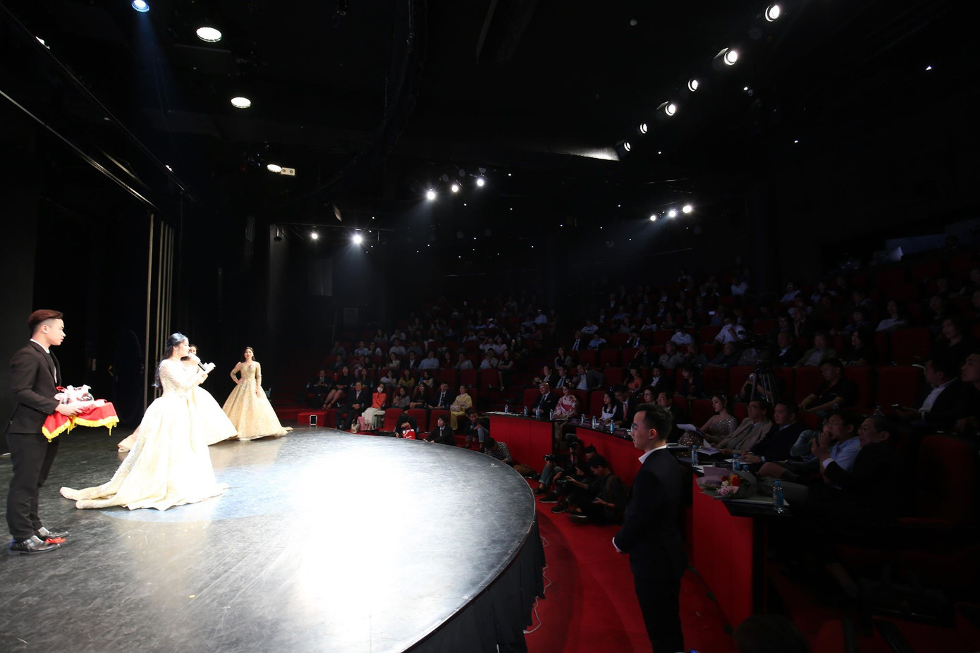 Xướng tên hai Đại sứ Thiện chí Hoa Anh Đào năm 2019 ảnh 10