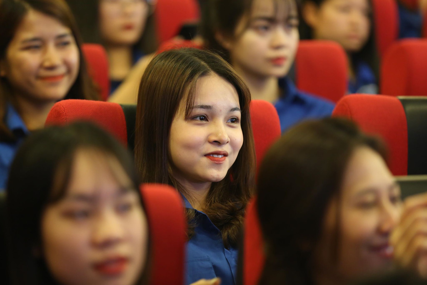 Anh Lê Quốc Phong: 3 nữ là Gương mặt trẻ Việt Nam tiêu biểu 2018 ảnh 29