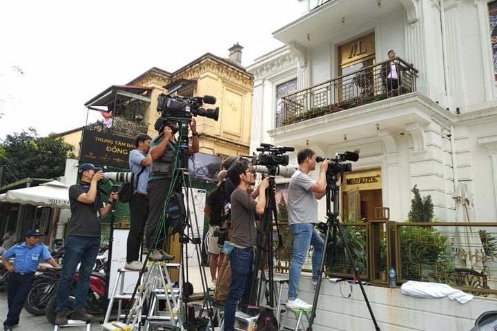 Lãnh đạo Việt Nam đón tiếp Chủ tịch Triều Tiên ảnh 28