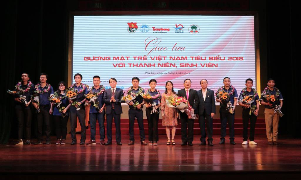 Các Gương mặt trẻ VN tiêu biểu hát ‘Nối vòng tay lớn’ kết thúc chuỗi tuyên dương ảnh 27