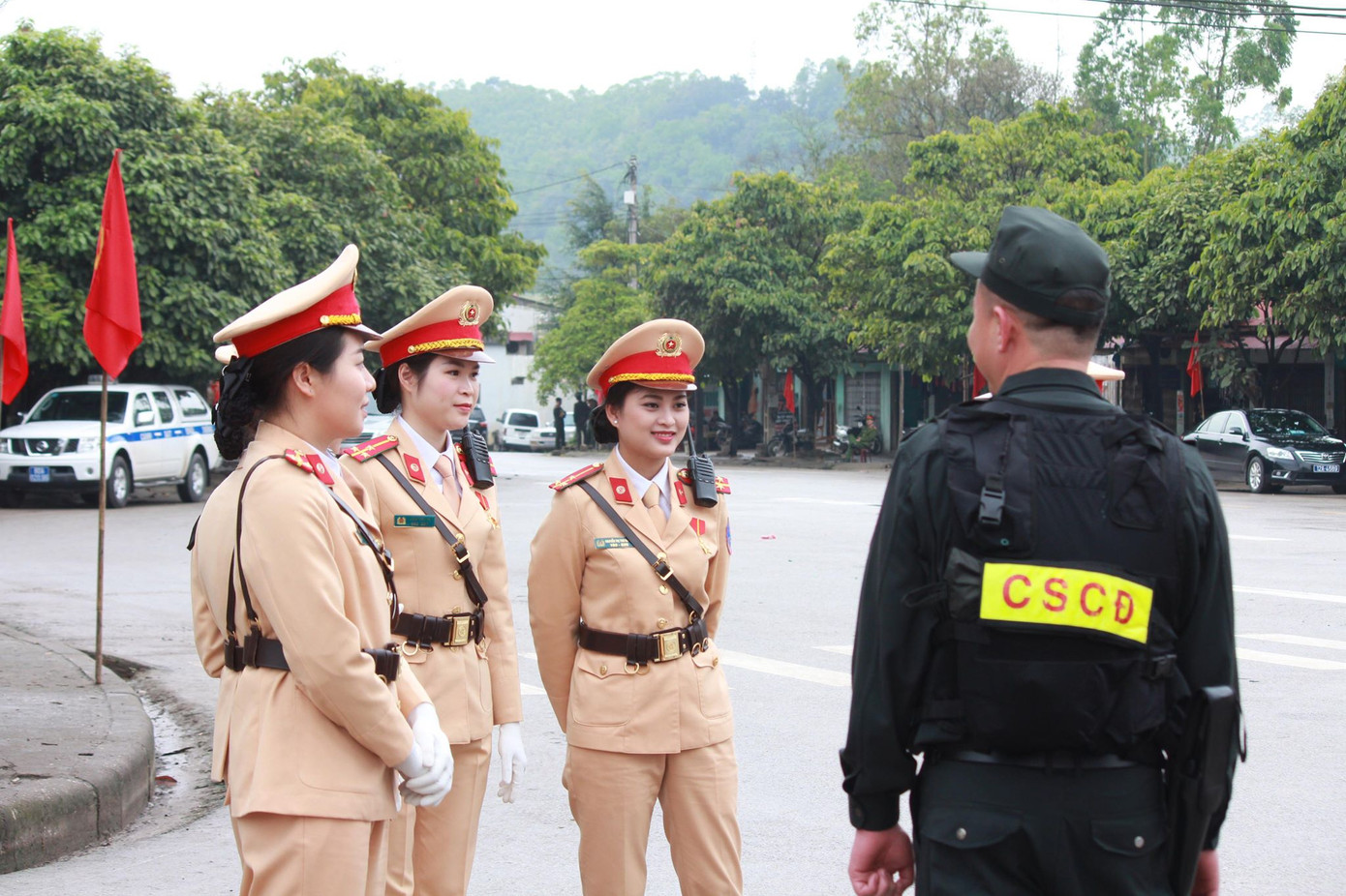 Đoàn tàu bọc thép Triều Tiên đã vào ga Đồng Đăng ảnh 38