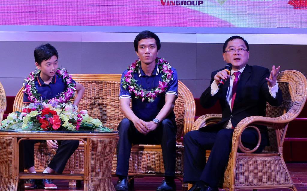 Các Gương mặt trẻ VN tiêu biểu hát ‘Nối vòng tay lớn’ kết thúc chuỗi tuyên dương ảnh 16