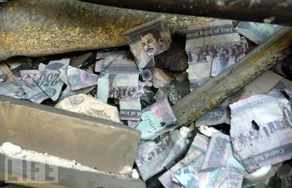 Ai cướp số tiền 1 tỉ USD của Saddam Hussein? ảnh 1
