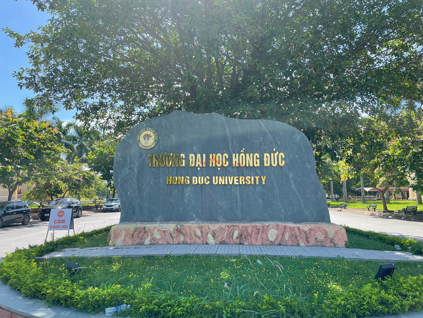Trường Đại học Hồng Đức quản lý và thực hiện số tiền vốn hơn 6 tỷ đồng theo cơ chế tài chính áp dụng nguồn thu ngân sách nhà nước Trường Đại học Hồng Đức quản lý và thực hiện số tiền vốn hơn 6 tỷ đồng theo cơ chế tài chính áp dụng nguồn thu ngân sách nhà nước