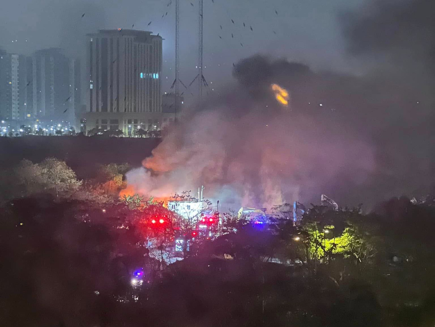 Hiện trường vụ cháy người dân chia sẻ.