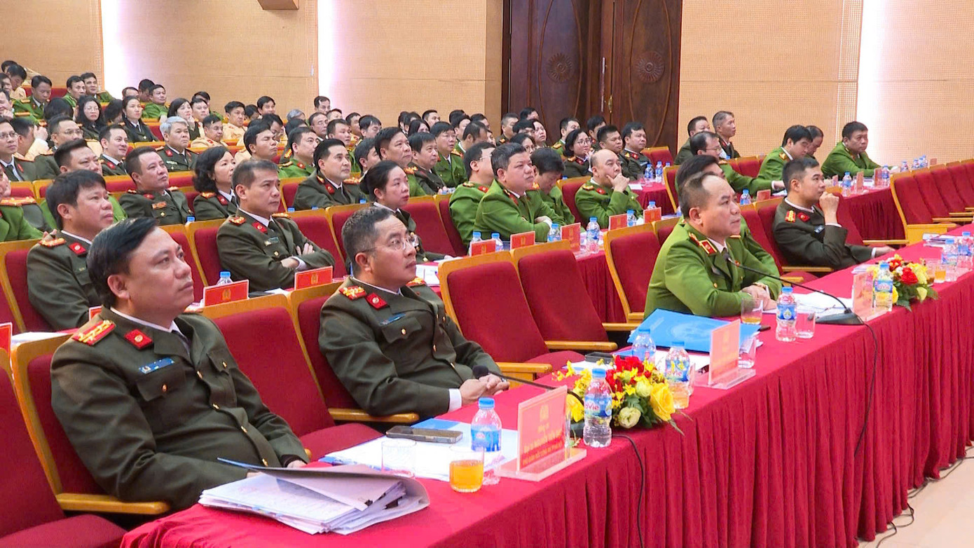 Lãnh đạo Công an TP Hà Nội dự hội nghị. Lãnh đạo Công an TP Hà Nội dự hội nghị.