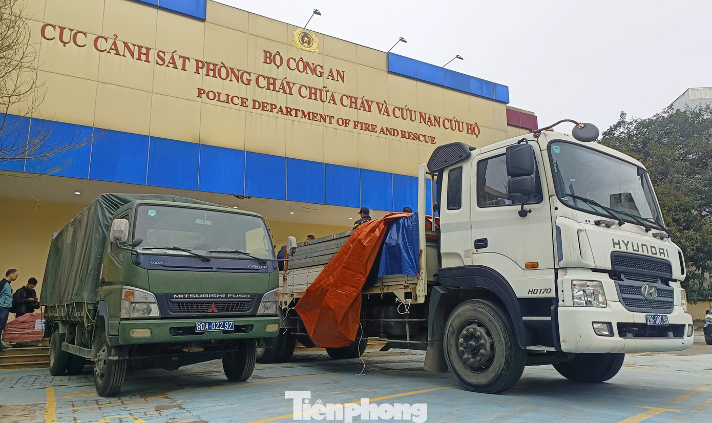 Trong khoảng thời gian 10 ngày, đoàn công tác cứu hộ của Bộ Công an sẽ tham gia tìm kiếm người, khám chữa bệnh, tham gia các hoạt động khắc phục hậu quả, thiệt hại do động đất và các hoạt động khác trên thực địa theo yêu cầu của phía Myanmar, phù hợp với chuyên môn, khả năng của đoàn.