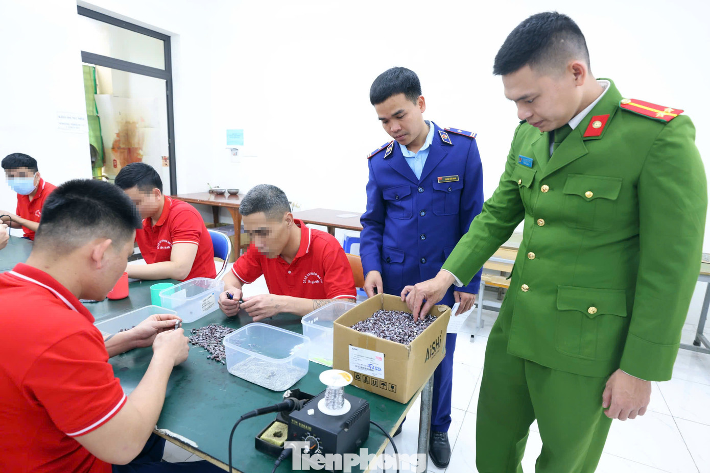 Các hoạt động giáo dục hướng nghiệp, dạy nghề cho học viên tại cơ sở cai nghiện. Các hoạt động giáo dục hướng nghiệp, dạy nghề cho học viên tại cơ sở cai nghiện.