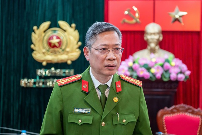 Đại tá Thành Kiên Trung.