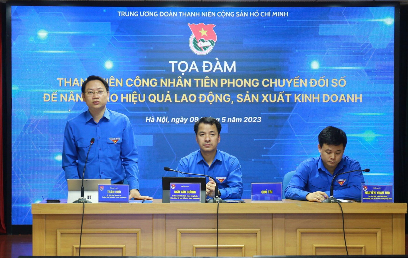 Tọa đàm được tổ chức trực tiếp tại Hà Nội và kết nối trực tuyến đến 64 điểm cầu trên cả nước. Ảnh: Bảo Anh