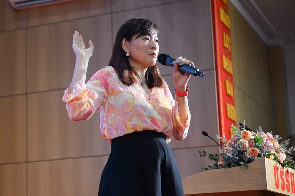 Bà Hương Bùi - Giám đốc Đối tác Nhân sự, Trưởng phòng Thu hút Nhân tài CO-WELL. Ảnh: Thanh Thảo Bà Hương Bùi - Giám đốc Đối tác Nhân sự, Trưởng phòng Thu hút Nhân tài CO-WELL. Ảnh: Thanh Thảo