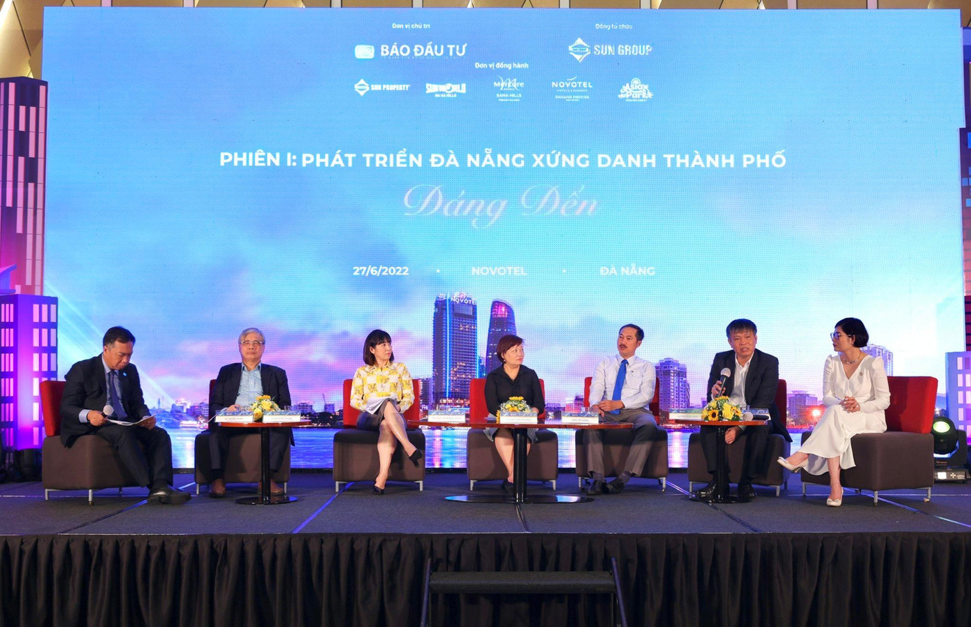 TS. Lương Hoài Nam, thành viên Hội đồng Tư vấn Du lịch Việt Nam phát biểu tại hội thảo.