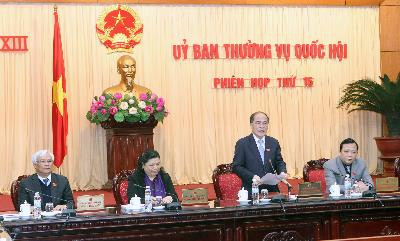 Chủ tịch Quốc hội Nguyễn Sinh Hùng chủ trì và phát biểu khai mạc Phiên họp thứ 15 của Ủy ban Thường vụ Quốc hội khóa XIII