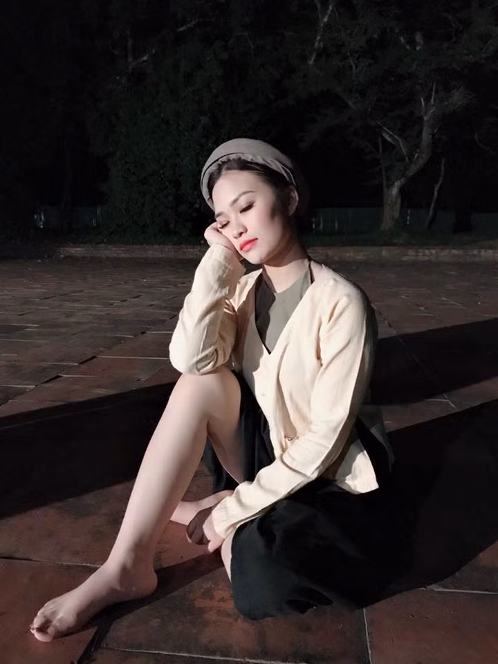 Ca sỹ trẻ Ngọc Thúy ra mắt MV “Duyên Tình Xứ Thanh” ảnh 3