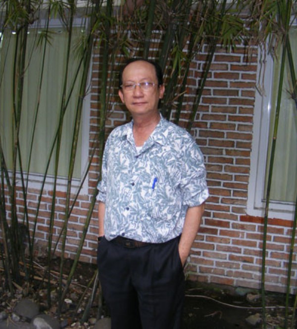 Tiến sỹ ảo thuật đầu tiên của VN kiêm nhạc sỹ Bolero nổi tiếng là ai? ảnh 3