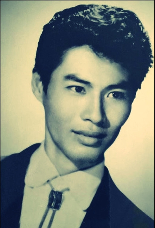 'Quái kiệt' Tòng Sơn: Tuổi già bệnh tật, gần 90 tuổi vẫn đi diễn ảnh 1