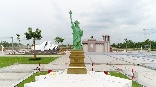 Đi xem các kỳ quan nổi tiếng thế giới ở Long An ảnh 4