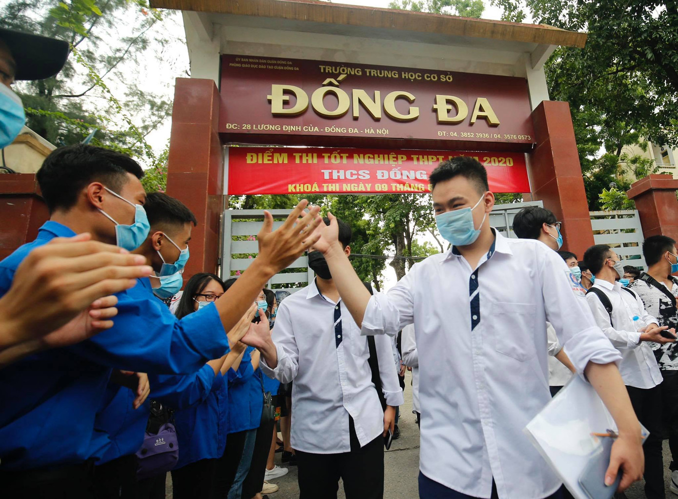 Thí sinh thi xong môn Toán THPT: Đề không bất ngờ, cập nhật giải đề tại đây ảnh 26