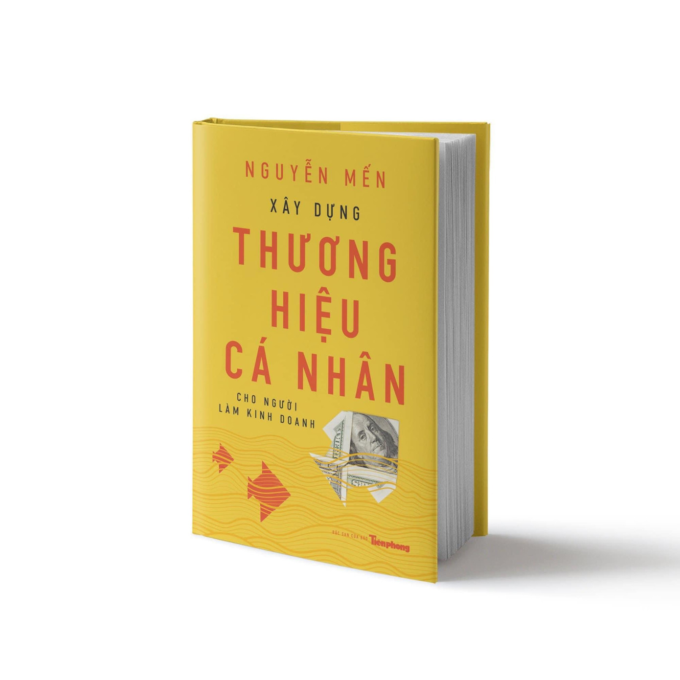 Sách gồm 6 chương, được viết dễ hiểu, dễ áp dụng: Chương 1: 3 lý do cần xây dựng thương hiệu cá nhân khi làm kinh doanh; Chương 2: Xây dựng thương hiệu cá nhân trong kinh doanh không như bạn nghĩ; Chương 3: 14 bước xây dựng thương hiệu cá nhân cơ bản; Chương 4: Xây dựng thương hiệu cá nhân không giống xây nhà; Chương 5: 4 cách phát triển thương hiệu cá nhân bền vững; Chương 6: 15 vấn đề về xây dựng thương hiệu cá nhân mà người kinh doanh nào cũng muốn hỏi. Ngoài ra, tác giả còn viết một phần dành riêng cho bạn đọc nữ: Tư vấn phong cách thời trang cho nữ giới.