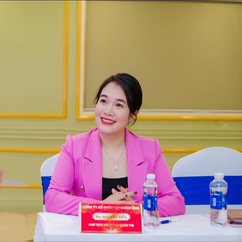 Doanh nhân, diễn giả, tác giả Nguyễn Mến.