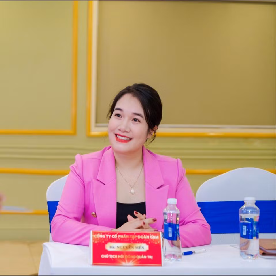Doanh nhân, diễn giả, tác giả Nguyễn Mến.