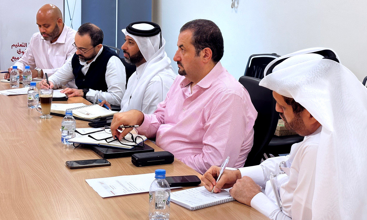 Bí thư T.Ư Đoàn Ngô Văn Cương cùng đoàn đại biểu Việt Nam thăm và làm việc với tổ chức EAA. Ảnh: Ban Quốc tế T.Ư Đoàn