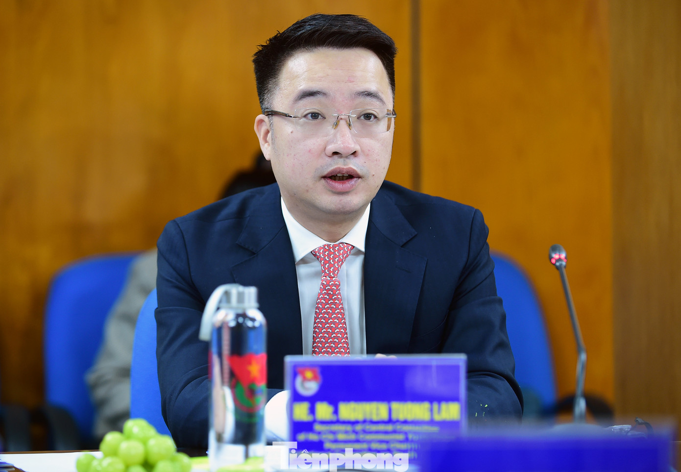 Bí thư T.Ư Đoàn Nguyễn Tường Lâm trao đổi tại buổi tiếp. Ảnh: Xuân Tùng Bí thư T.Ư Đoàn Nguyễn Tường Lâm trao đổi tại buổi tiếp. Ảnh: Xuân Tùng