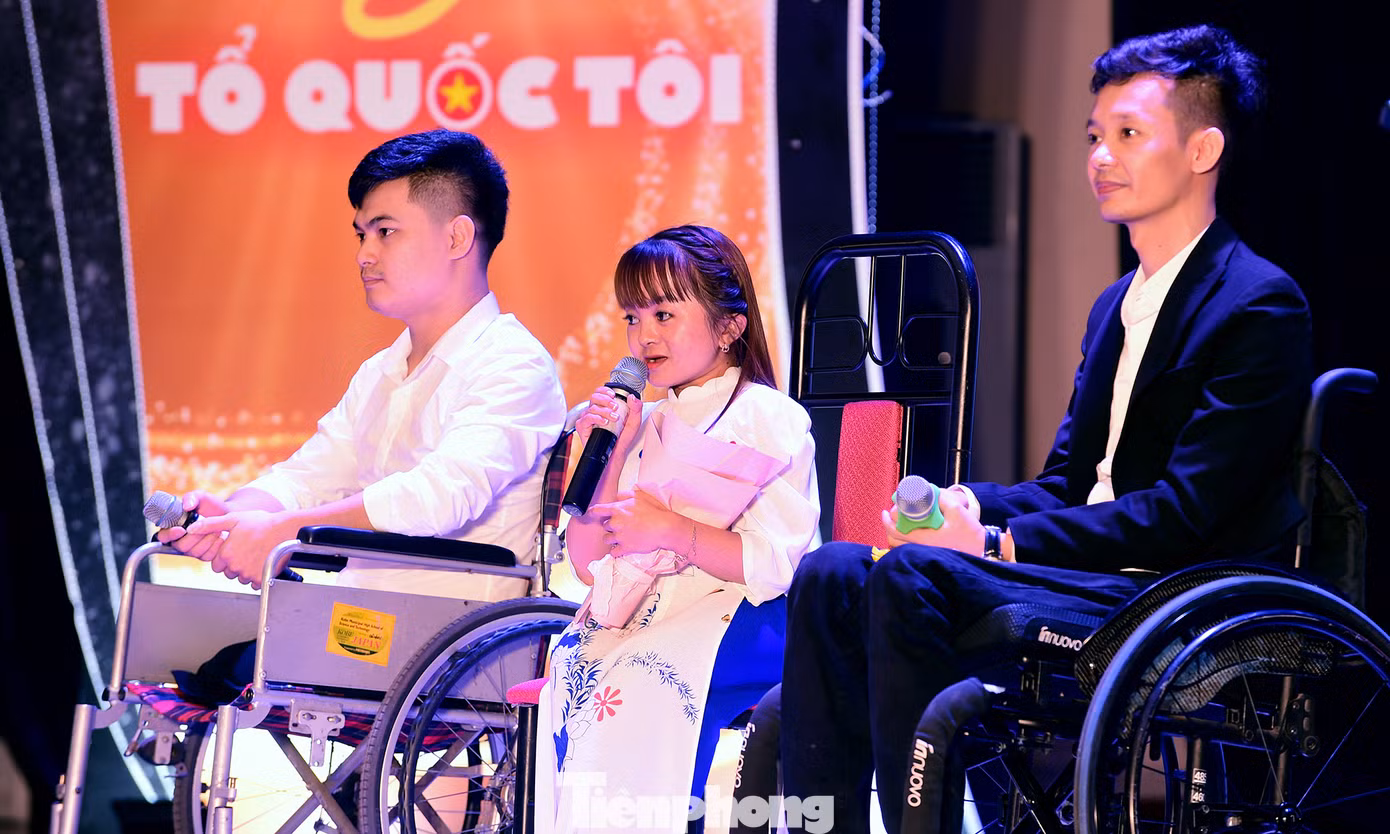 Tại chương trình, các gương Nghị lực Việt 2023 đã lan tỏa nhiều tinh thần lạc quan, nghị lực và cống hiến. Ảnh: Xuân Tùng