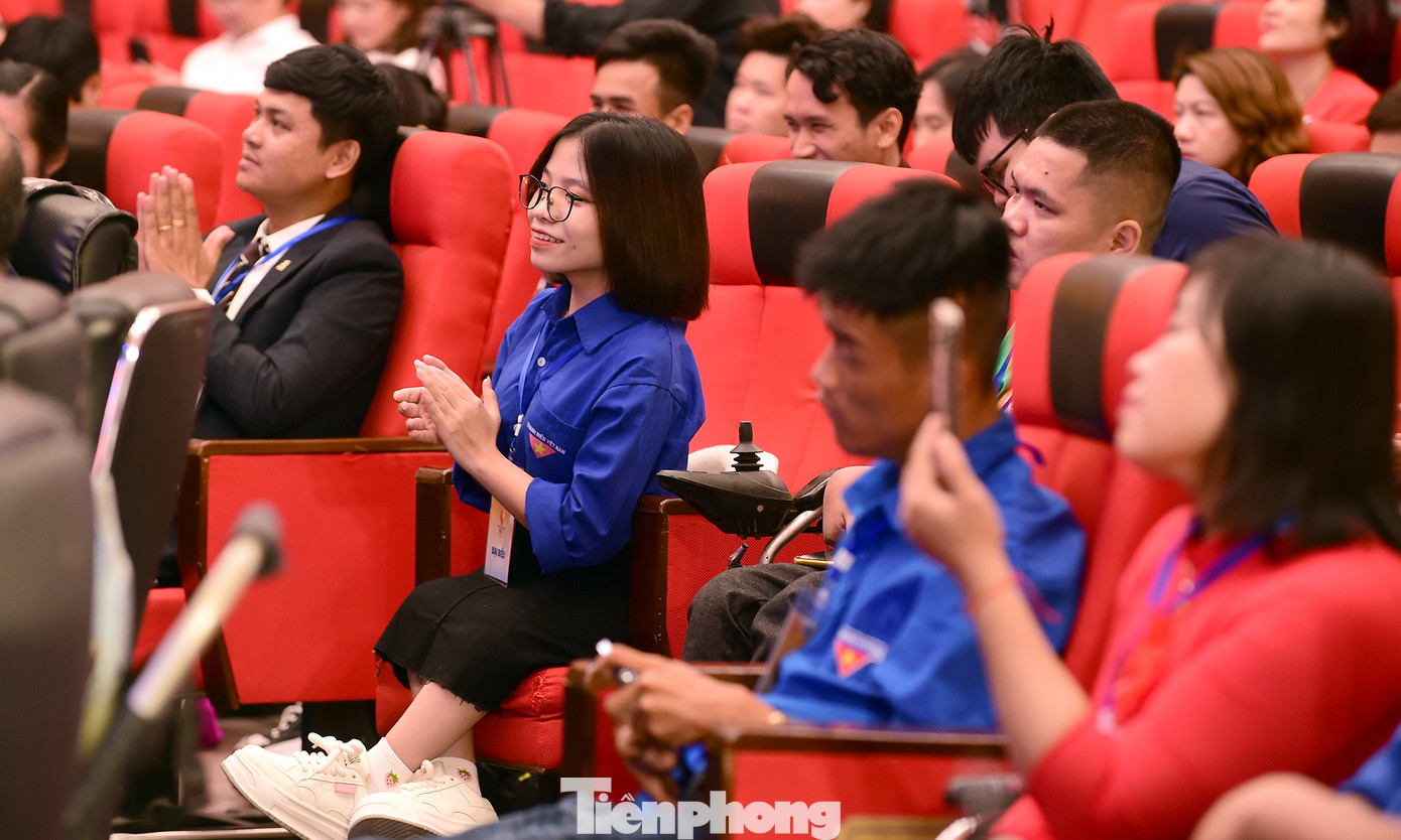 Tại chương trình, các gương Nghị lực Việt 2023 đã lan tỏa nhiều tinh thần lạc quan, nghị lực và cống hiến. Ảnh: Xuân Tùng Tại chương trình, các gương Nghị lực Việt 2023 đã lan tỏa nhiều tinh thần lạc quan, nghị lực và cống hiến. Ảnh: Xuân Tùng