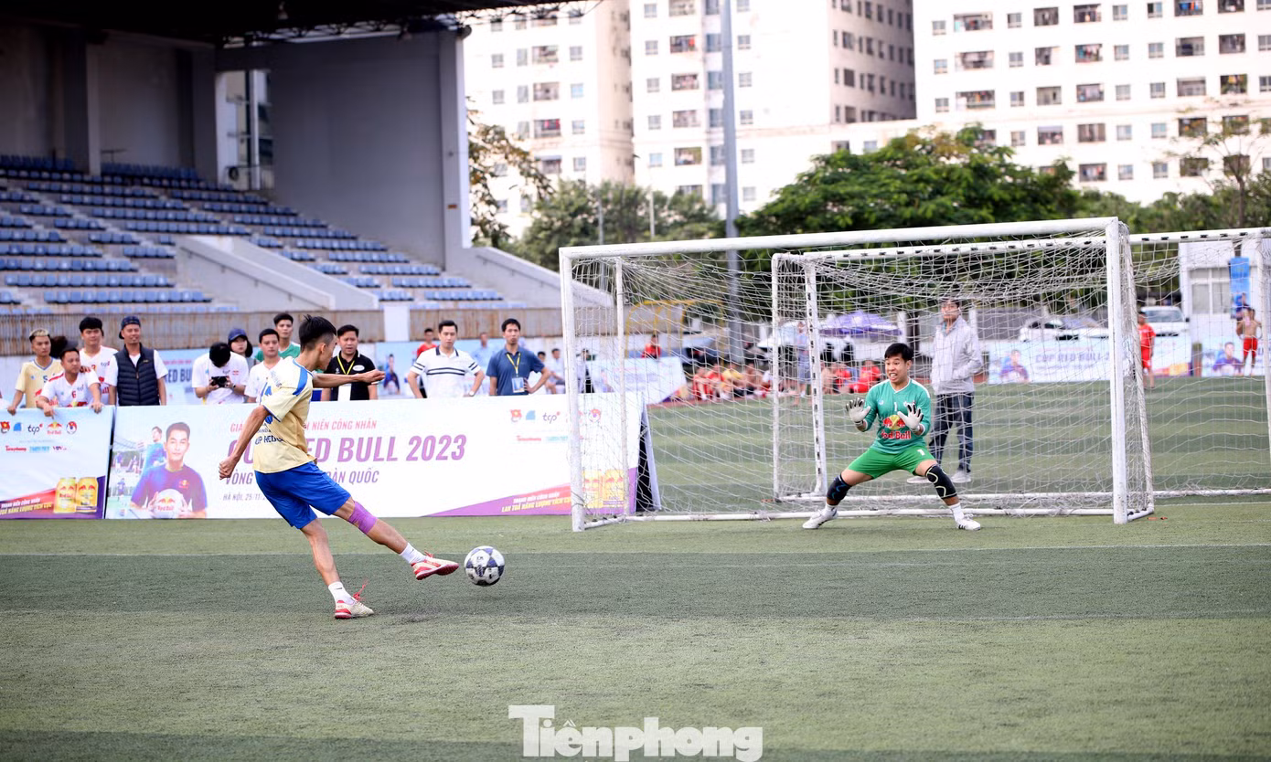 Hai đội Changshin Việt Nam và Hyundai Thành Công VN đã trải qua hai hiệp đấu và màn đá luân lưu nghẹt thở để phân định chức vô địch. Ảnh: Lâm Đăng Hải