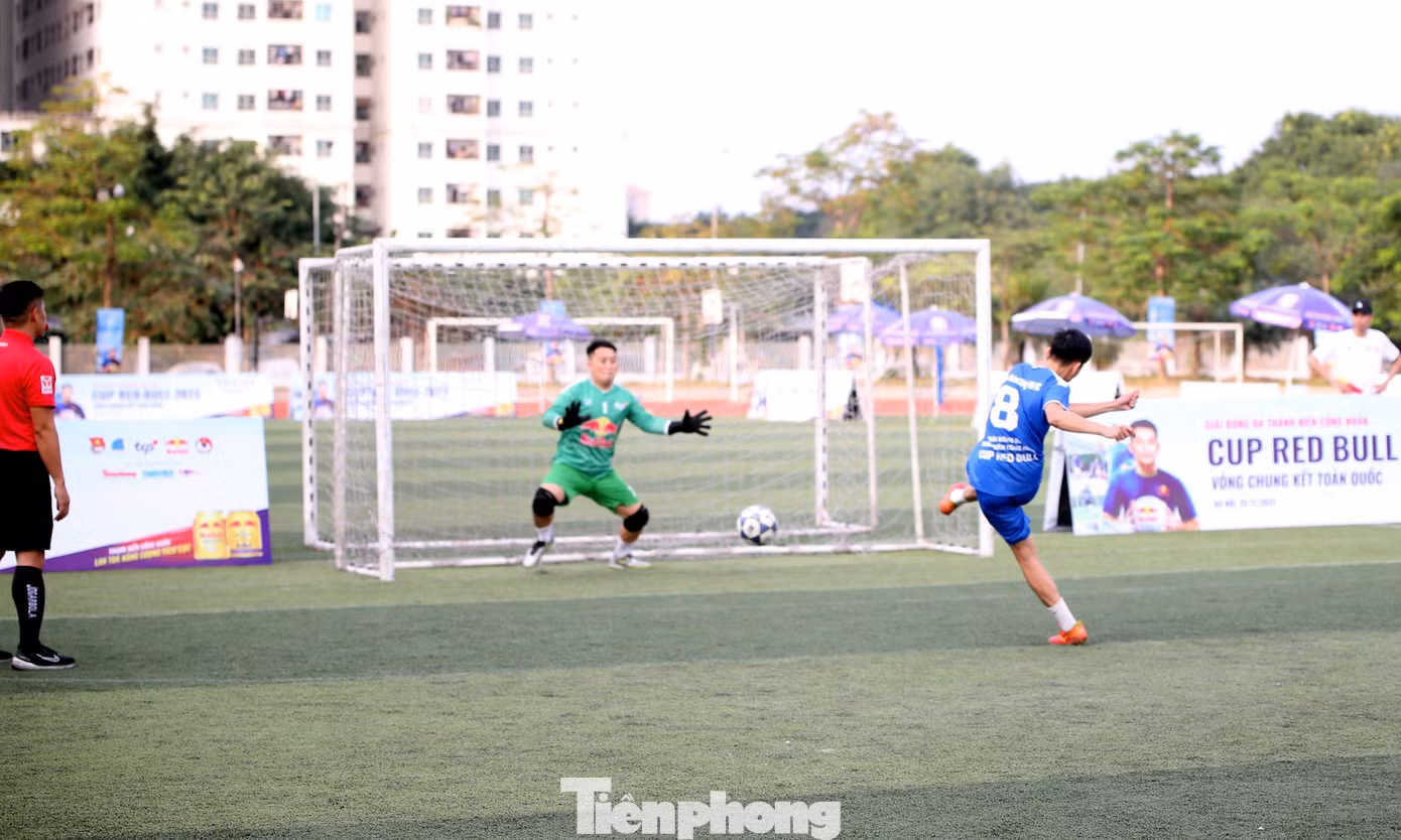 Hai đội Changshin Việt Nam và Hyundai Thành Công VN đã trải qua hai hiệp đấu và màn đá luân lưu nghẹt thở để phân định chức vô địch. Ảnh: Lâm Đăng Hải