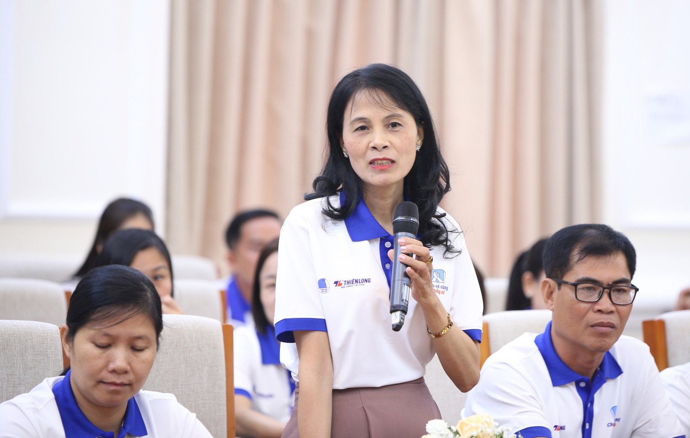 Cô giáo Nguyễn Thị Ngà chia sẻ tại chương trình. Ảnh: BTC