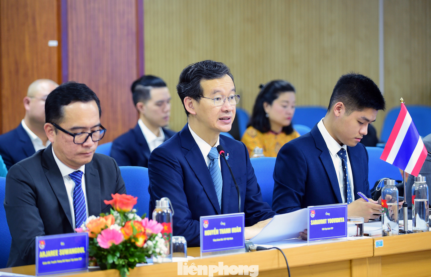 Quang cảnh buổi làm việc giữa T.Ư Đoàn và TCP. Ảnh: Xuân Tùng Quang cảnh buổi làm việc giữa T.Ư Đoàn và TCP. Ảnh: Xuân Tùng