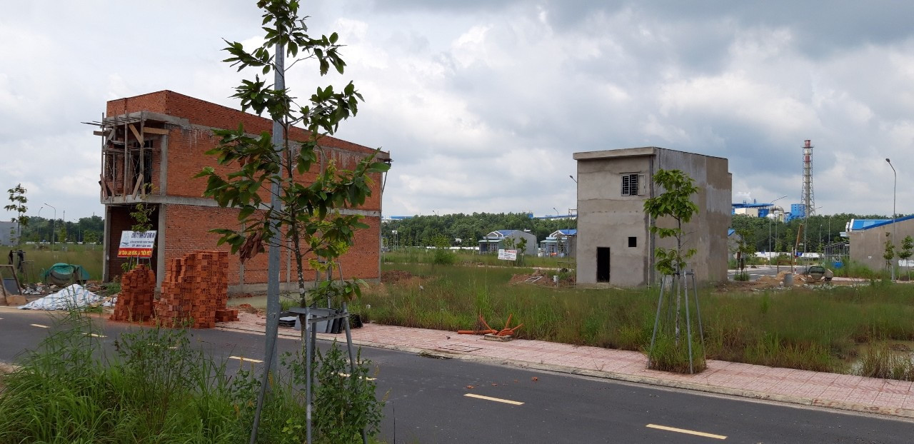 Chủ đầu tư xẻ thịt đất công bán ‘tung hỏa mù’ để né sai phạm ảnh 3