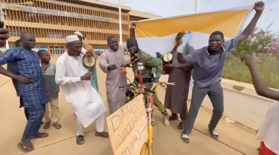 Nhiều người dân Niger cho rằng ECOWAS không hiểu tình hình dẫn đến cuộc đảo chính. (Ảnh: AP) Nhiều người dân Niger cho rằng ECOWAS không hiểu tình hình dẫn đến cuộc đảo chính. (Ảnh: AP)