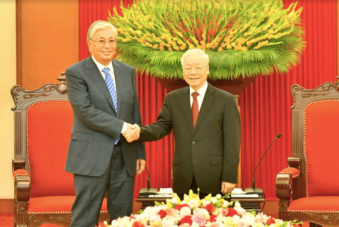 Tổng Bí thư Nguyễn Phú Trọng tiếp Tổng thống Kazakhstan Kassym - Jomart Tokayev ngày 21/8. (Ảnh: Khoa Đăng)