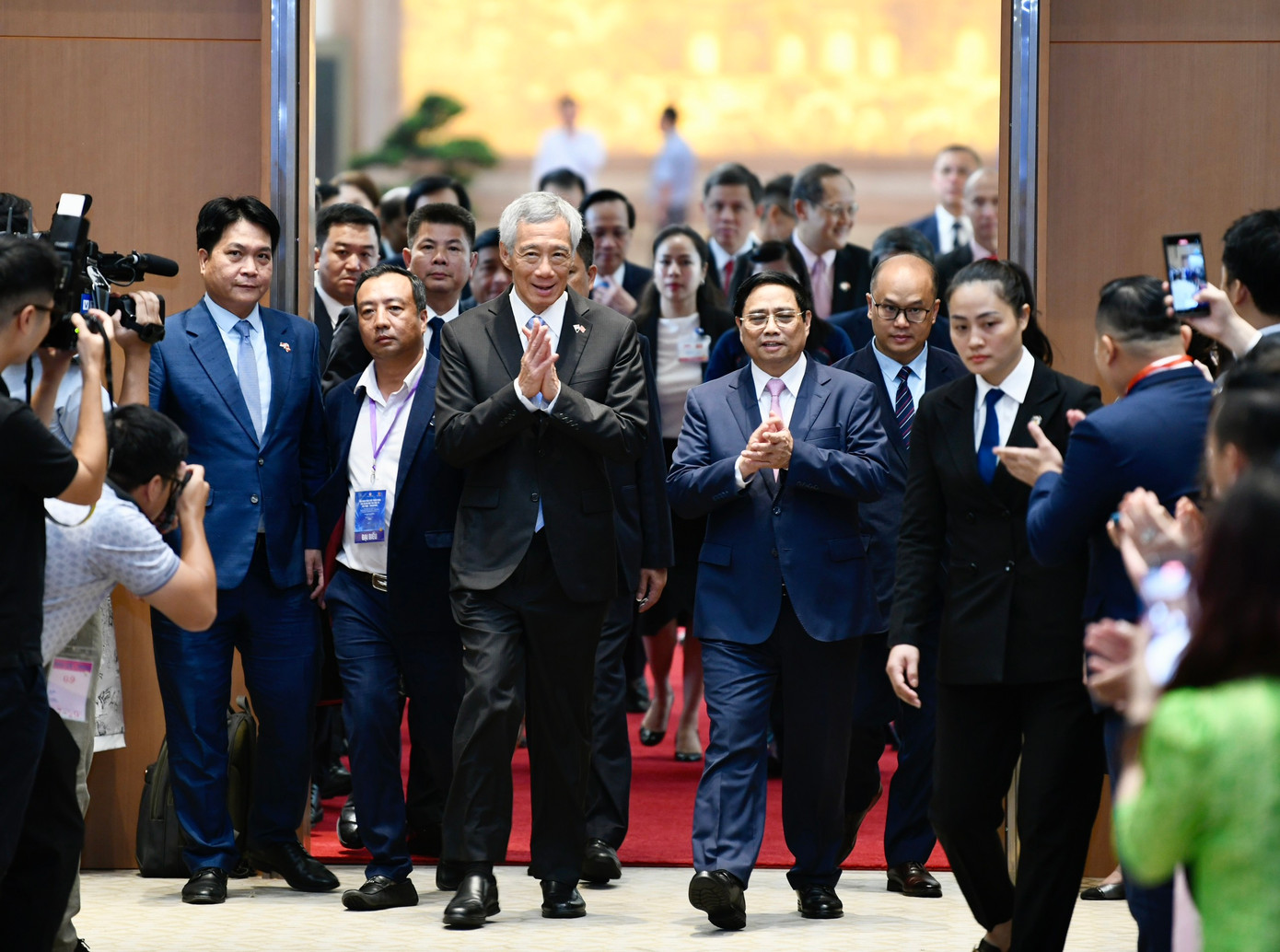 Thủ tướng Phạm Minh Chính và Thủ tướng Singapore Lý Hiển Long dự Hội nghị thúc đẩy triển khai các dự án hợp tác đầu tư Việt Nam-Singapore ngày 29/8. (Ảnh: Như Ý) Thủ tướng Phạm Minh Chính và Thủ tướng Singapore Lý Hiển Long dự Hội nghị thúc đẩy triển khai các dự án hợp tác đầu tư Việt Nam-Singapore ngày 29/8. (Ảnh: Như Ý)