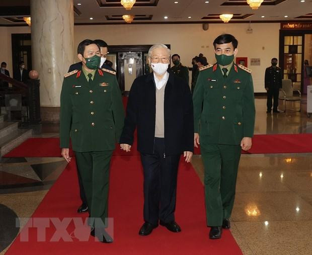 Tổng Bí thư Nguyễn Phú Trọng, Bí thư Quân ủy Trung ương đến dự Hội nghị lần thứ ba, nhiệm kỳ 2020-2025, để thông qua báo cáo tổng kết công tác quân sự, quốc phòng năm 2021; xác định phương hướng lãnh đạo thực hiện nhiệm vụ quân sự, quốc phòng và xây dựng Đảng bộ Quân đội năm 2022. (Ảnh: Trí Dũng/TTXVN) Tổng Bí thư Nguyễn Phú Trọng, Bí thư Quân ủy Trung ương đến dự Hội nghị lần thứ ba, nhiệm kỳ 2020-2025, để thông qua báo cáo tổng kết công tác quân sự, quốc phòng năm 2021; xác định phương hướng lãnh đạo thực hiện nhiệm vụ quân sự, quốc phòng và xây dựng Đảng bộ Quân đội năm 2022. (Ảnh: Trí Dũng/TTXVN)