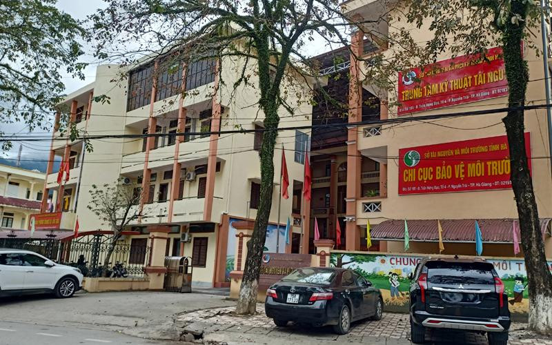 Trụ sở Sở Tài nguyên và Môi trường Hà Giang. Trụ sở Sở Tài nguyên và Môi trường Hà Giang.
