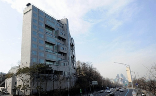 Tòa nhà của vợ chồng Jang Dong Gun - Go So Young