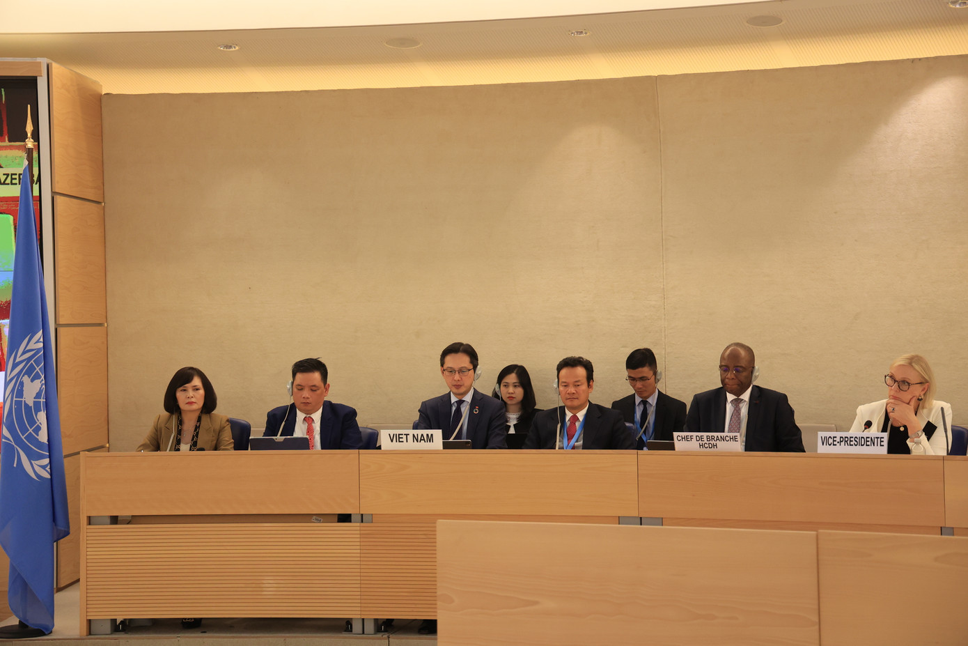 Đoàn Việt Nam tại phiên họp. (Ảnh: Mofa)