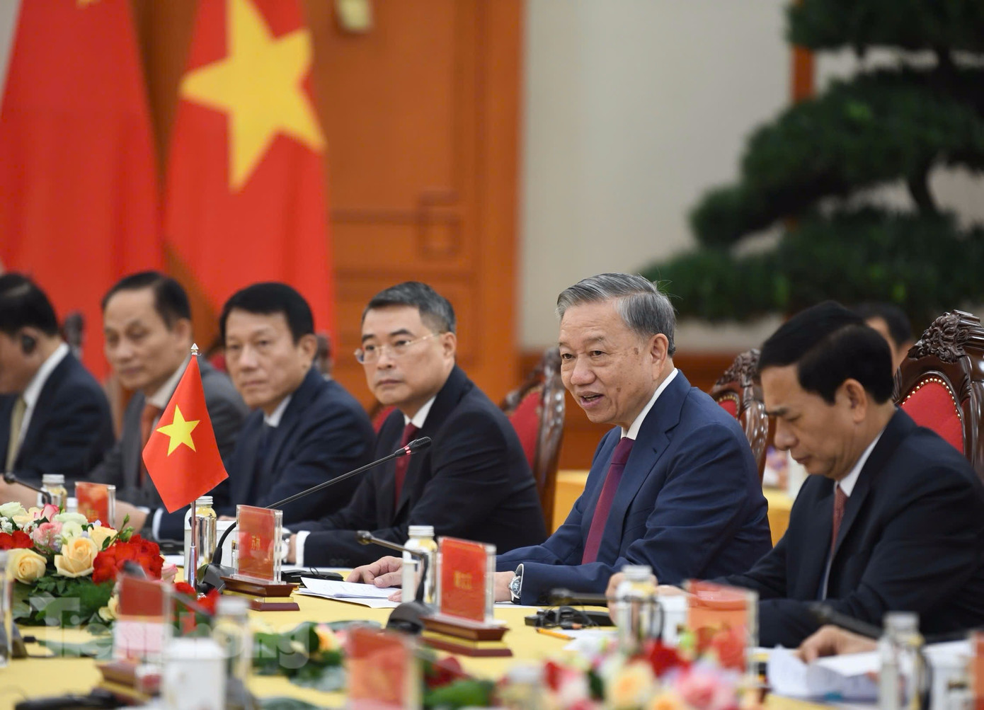 Tổng Bí thư, Chủ tịch nước Tô Lâm và các quan chức cấp cao Việt Nam tại cuộc tiếp Thủ tướng Trung Quốc Lý Cường. (Ảnh: Như Ý) Tổng Bí thư, Chủ tịch nước Tô Lâm và các quan chức cấp cao Việt Nam tại cuộc tiếp Thủ tướng Trung Quốc Lý Cường. (Ảnh: Như Ý)