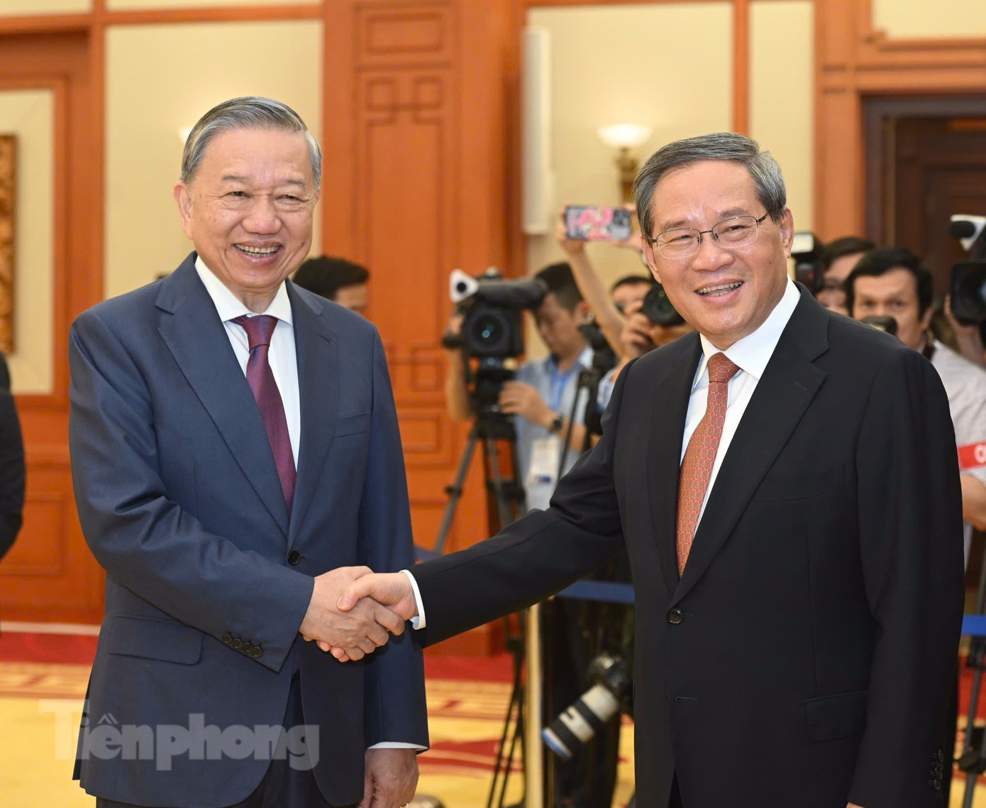 Tổng Bí thư, Chủ tịch nước Tô Lâm tiếp Thủ tướng Trung Quốc Lý Cường. (Ảnh: Như Ý) Tổng Bí thư, Chủ tịch nước Tô Lâm tiếp Thủ tướng Trung Quốc Lý Cường. (Ảnh: Như Ý)